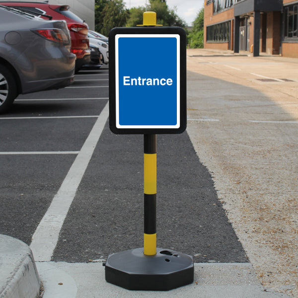 Temporary Signpost – Entrance – Blue