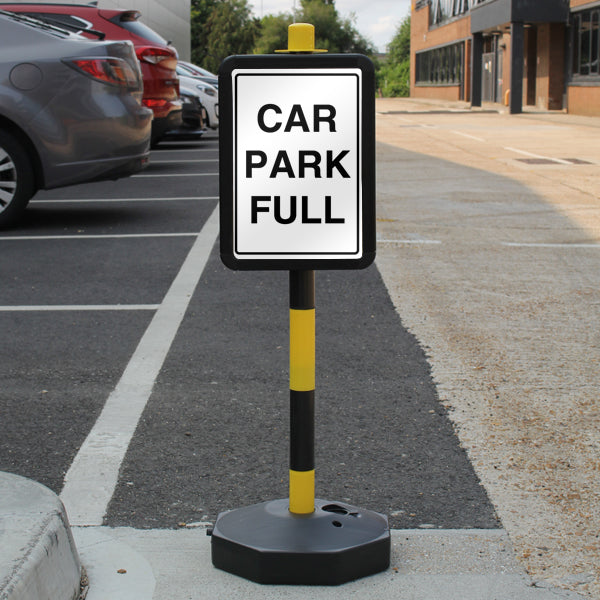 Temporary Signpost – Car Park Full