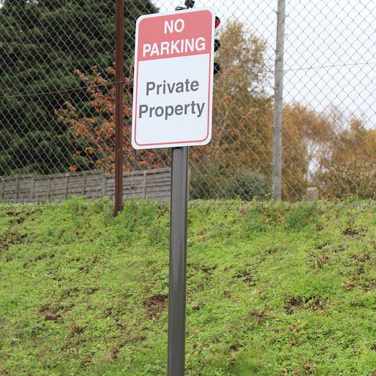 Round Sign Posts with Fixing Clips